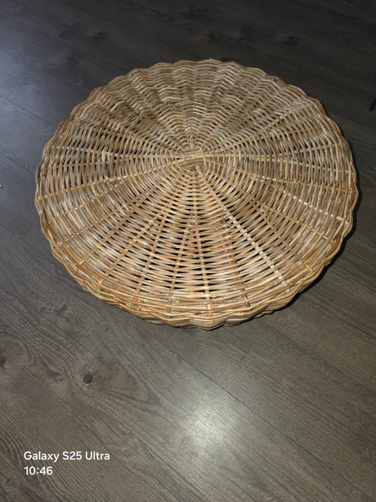 Rieten tafel, Ophalen, Gebruikt, Mand, Gevlochten