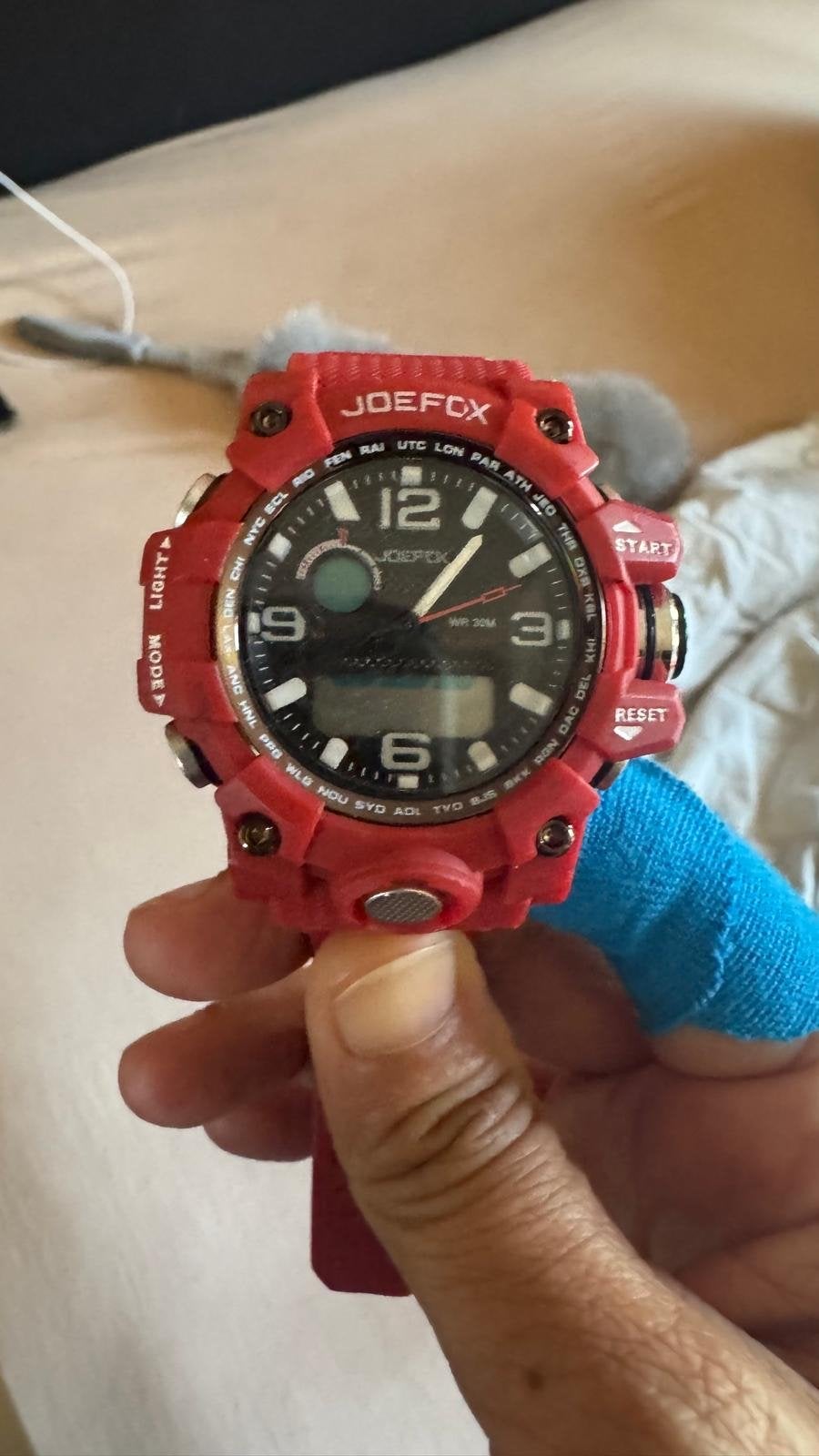 JOEFox Polshorloge Rood voor kinderen- Digitaal & Analoog, Sieraden, Tassen en Uiterlijk, Horloges | Heren, Overige merken, Kunststof