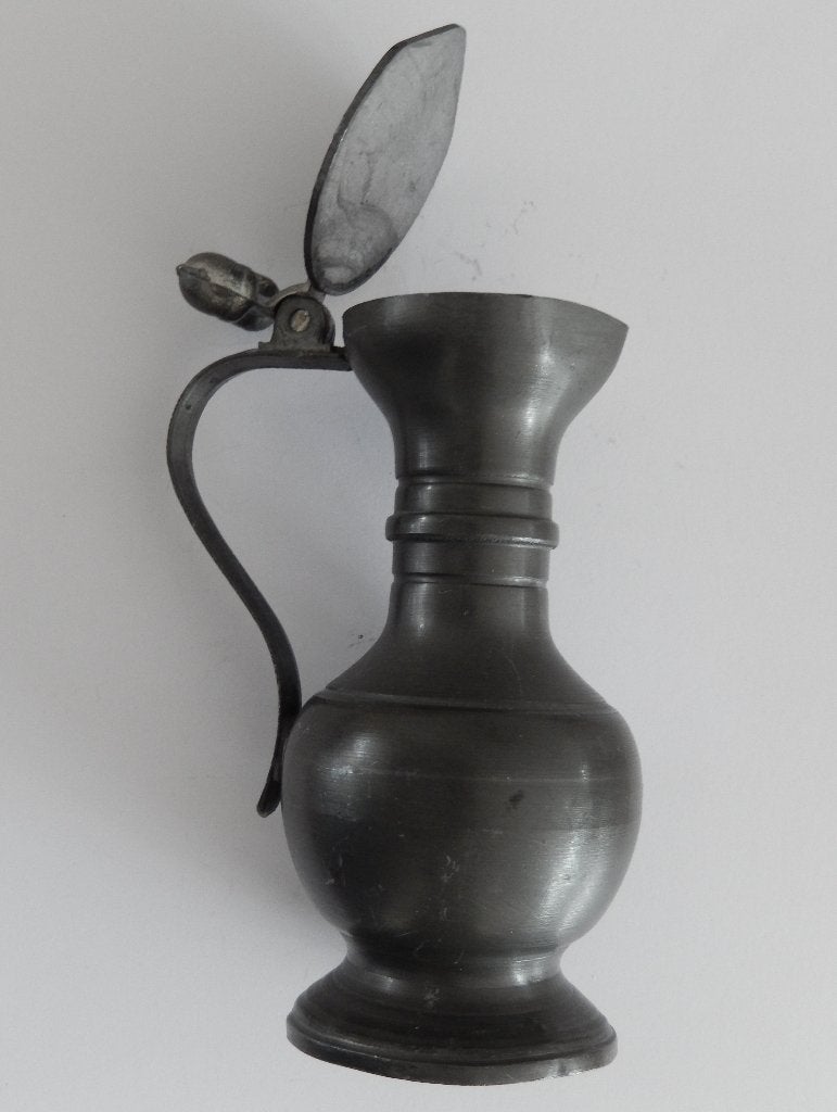 Antieke tinnen dekselkan, eikeltjeskan. Engeltjes tin, Ophalen of Verzenden