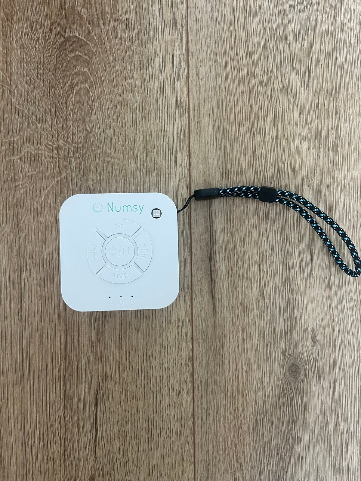 Numsy White Noise Machine - Slaaphulp voor Baby's en Volwass, Ophalen, Zo goed als nieuw, Minder dan 100 meter, Digitaal
