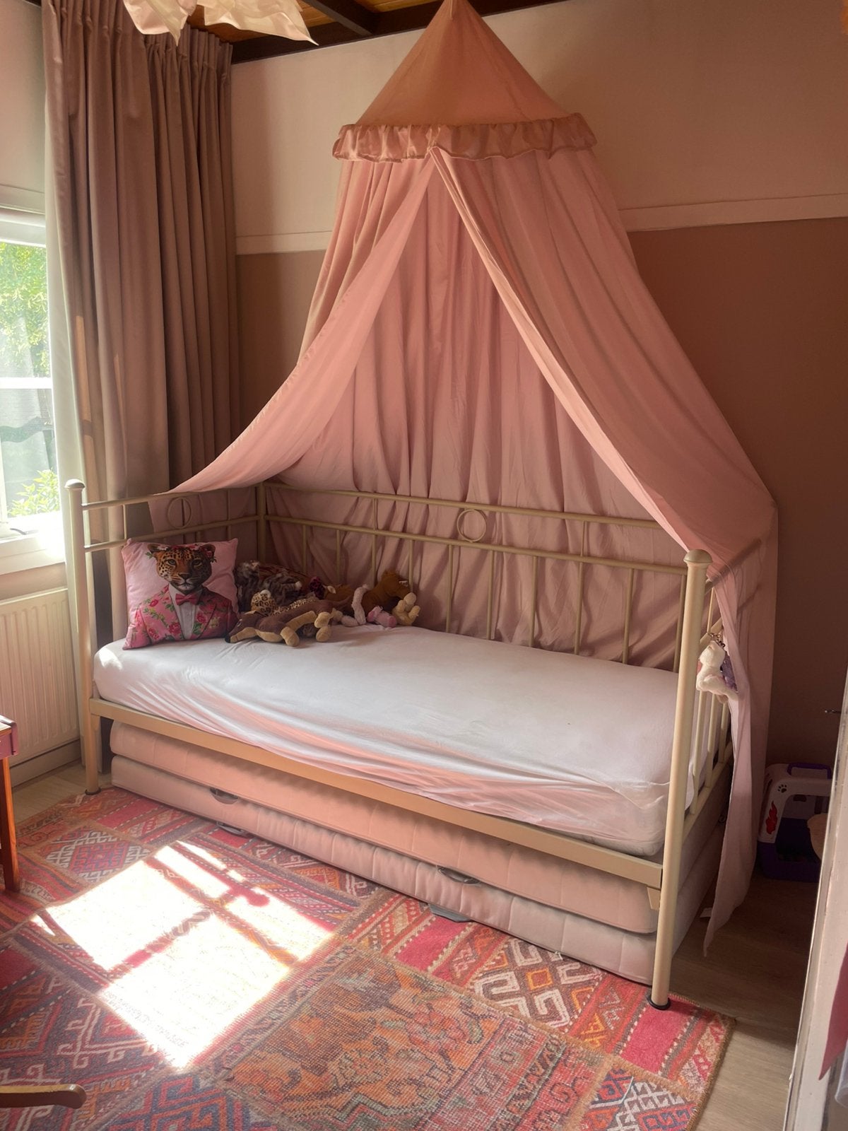 Ijzeren bed, Ophalen, 85 tot 100 cm, Zo goed als nieuw, Matras