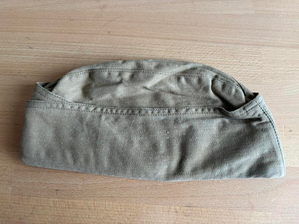 Vintage oud militair schuitje, Verzamelen, Ophalen of Verzenden, Landmacht, Overige gebieden, Helm of Baret