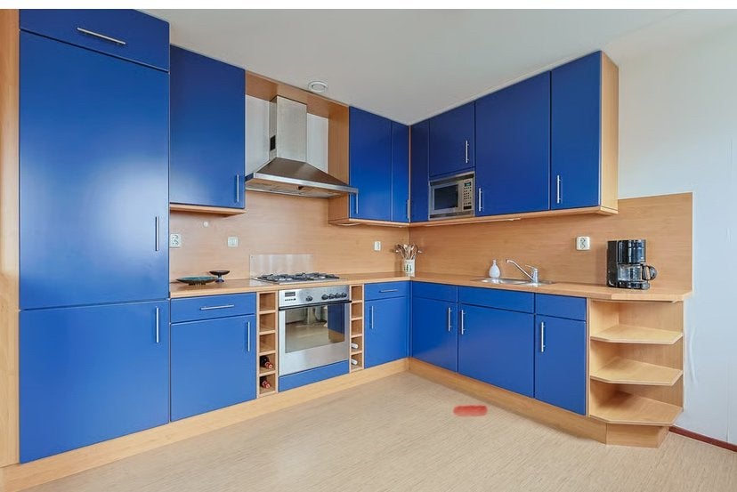 Gratis Keuken incl koelvriescombi, gasoven en magnetron, Ophalen, Gebruikt, Overige materialen, Blauw