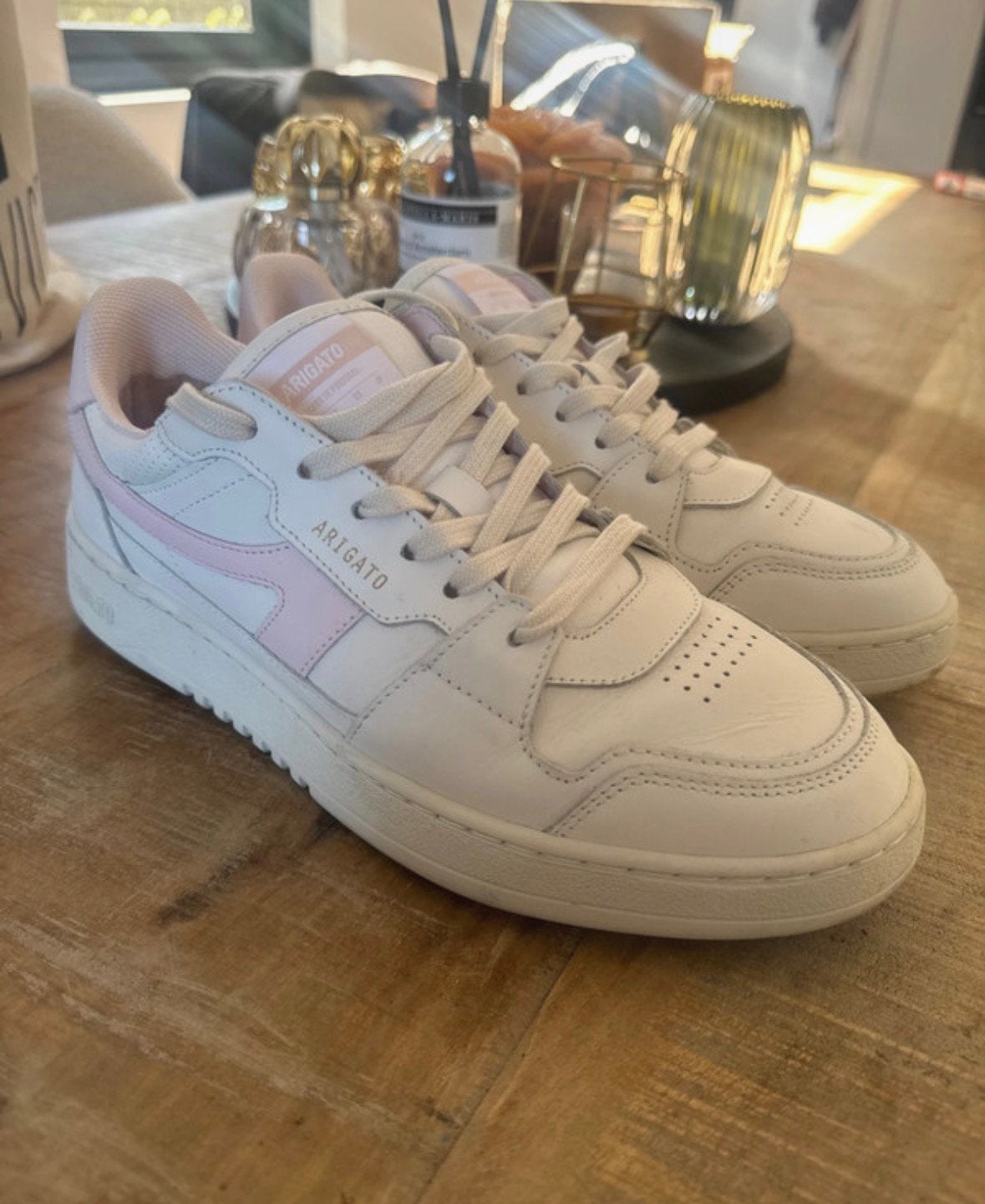 Axel arigato sneakers 41, Ophalen of Verzenden, Zo goed als nieuw, Wit, Sneakers of Gympen