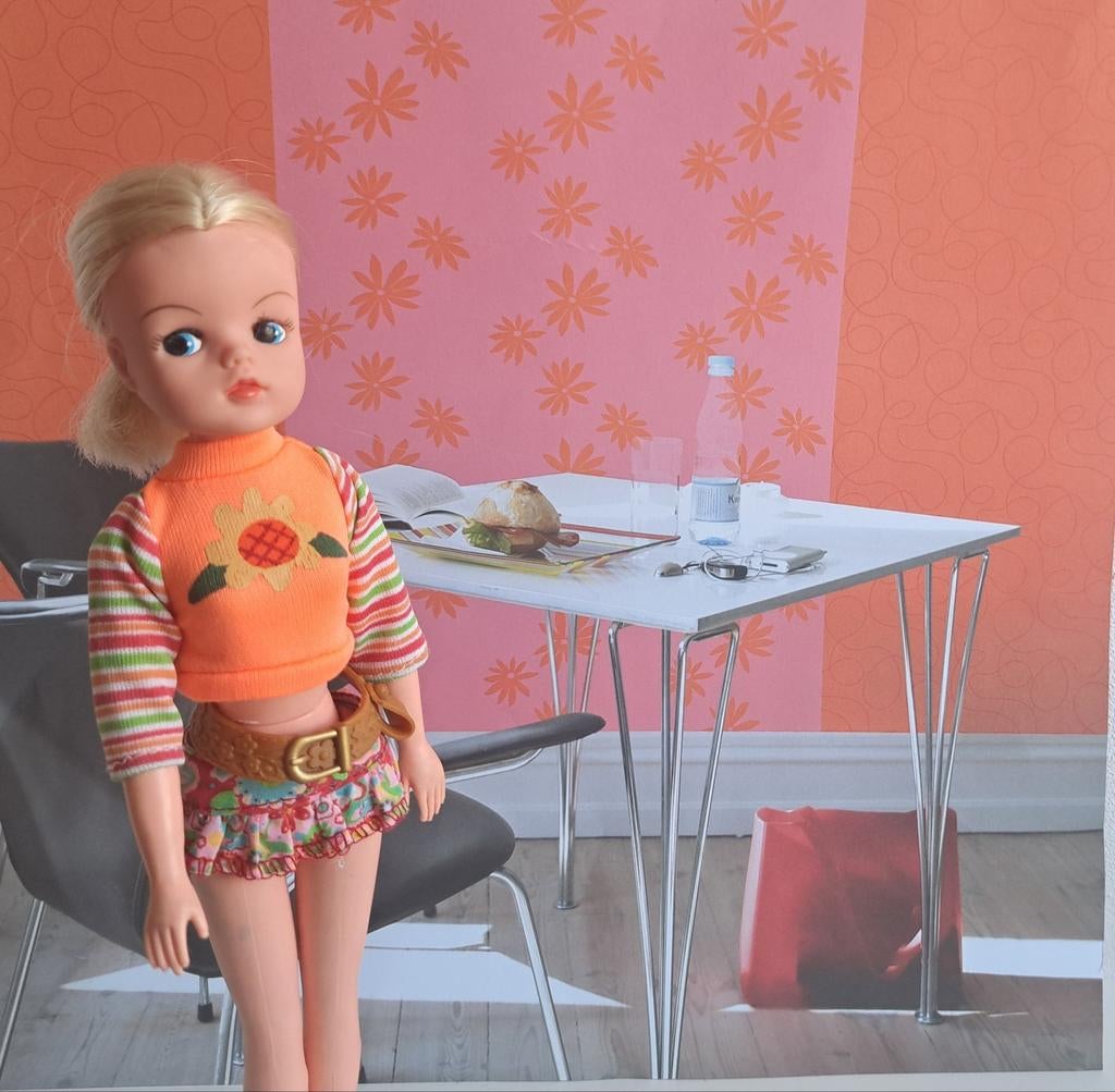 Oranje outfit voor barbie sindy fleur excl pop, Ophalen of Verzenden, Gebruikt, Kleertjes
