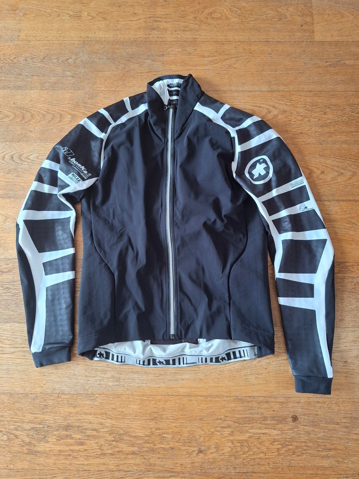 Assos iJ Bonka Winter Fietsjas M NIEUW, Fietsen en Brommers, Fietsaccessoires | Fietskleding, Ophalen of Verzenden