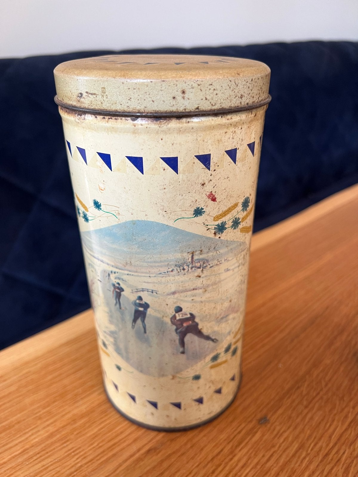 Vintage Meulen's Beschuit blik - Schaatsers en flierjeppers, Antiek en Kunst, Ophalen of Verzenden