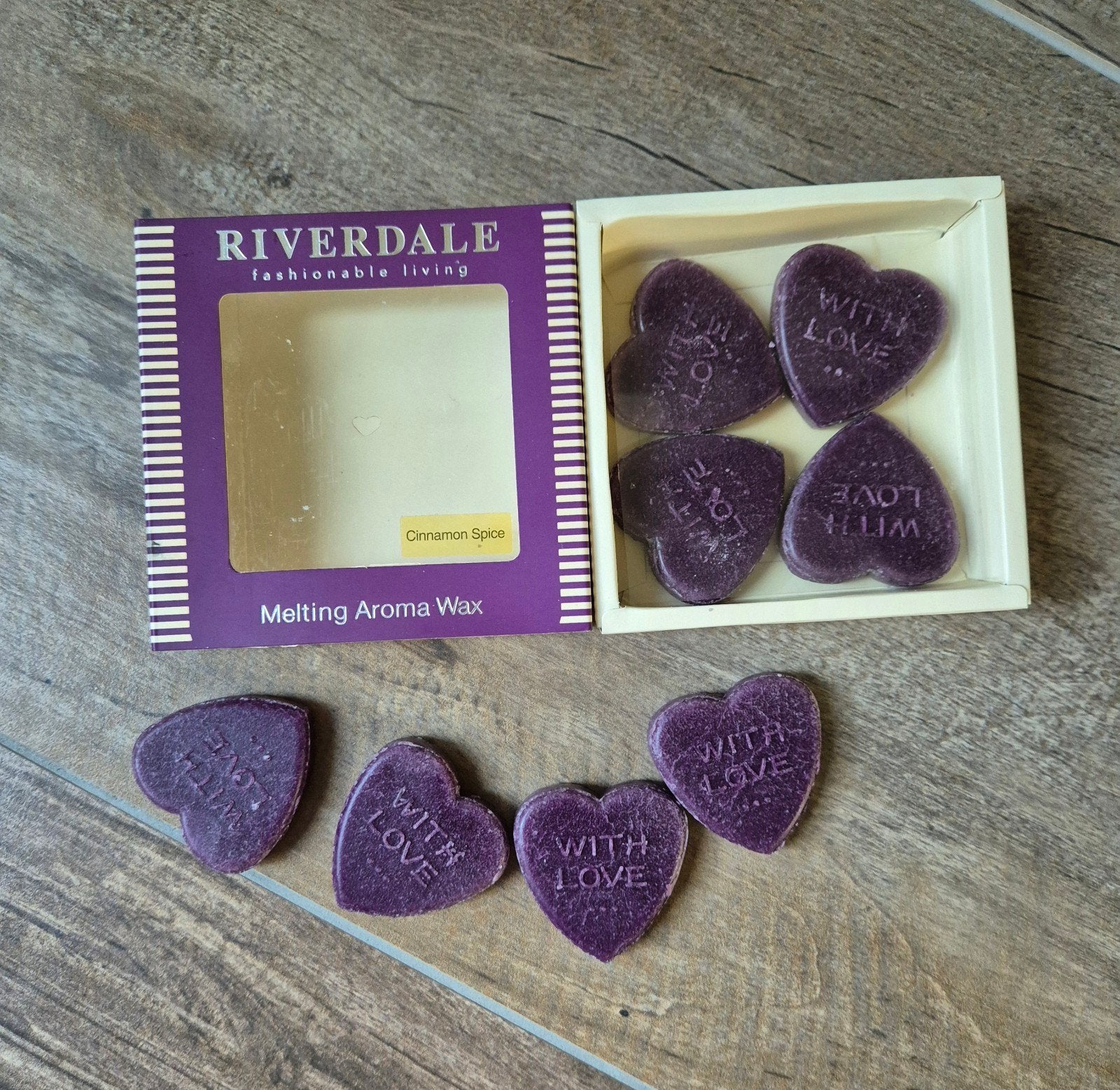 2 Doosjes Riverdale Melting Aroma Wax Hartjes - Nieuw, LaVe Outlet, Riverdale, Geurverspreider, Paars