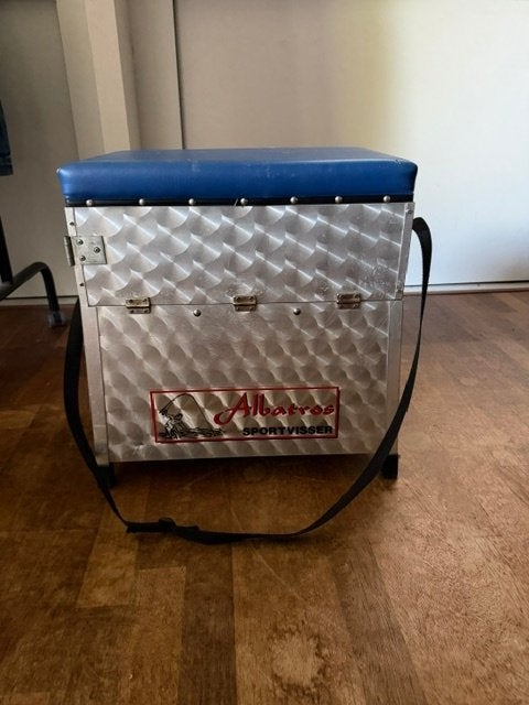Albatros aluminium viskist / zitkist met laden, Watersport en Boten, Ophalen, Gebruikt, Koffer of Tas