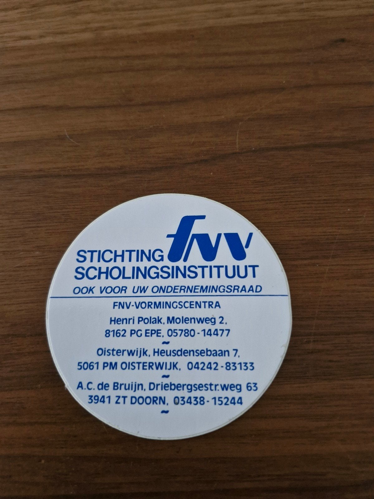 11879 Sticker Stichting FNV Scholingsinstituut, Verzamelen, Ophalen of Verzenden, Nieuw, Bedrijf of Vereniging