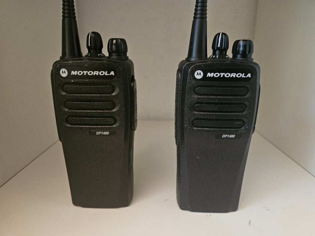 Motorola DP 1400 compleet, Ophalen, 5 tot 15 km, Zo goed als nieuw, Portofoon of Walkie-talkie