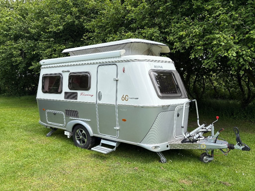 Eriba Touring Triton 430 - 60 edition, Standaardzit, Particulier, Luifel, Eriba