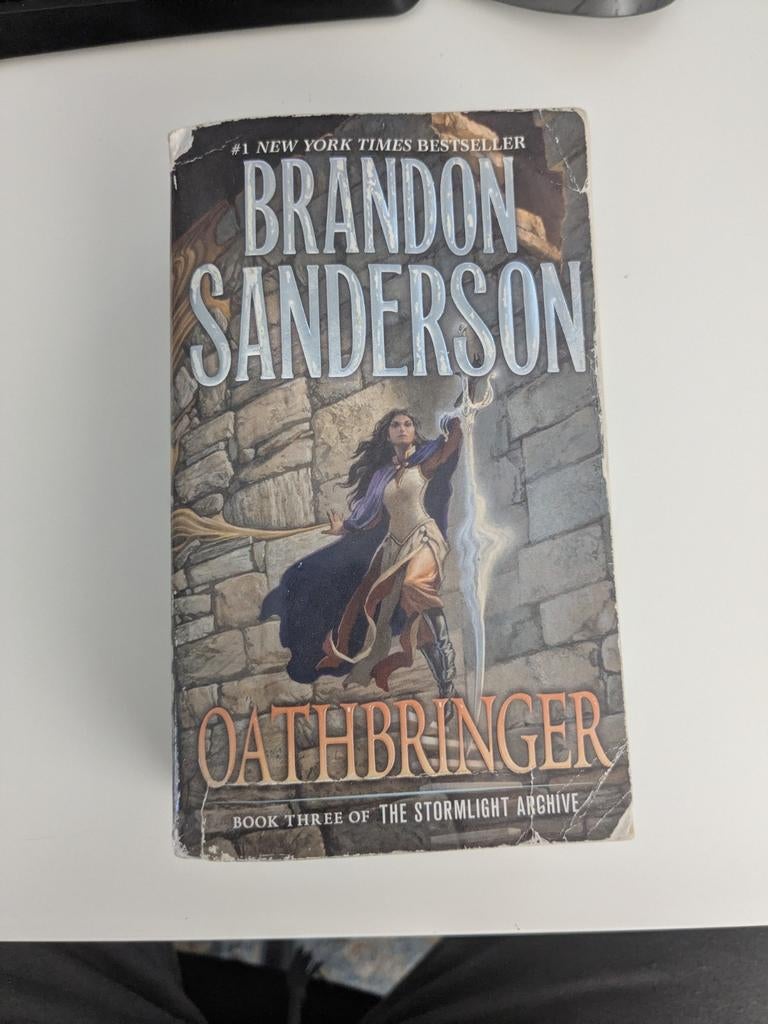 Oathbringer - Brandon Sanderson (The Stormlight Archive), Ophalen of Verzenden, Gelezen, Brandon Sanderson