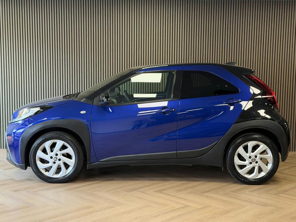 Toyota Aygo X 1.0 VVT-i S-CVT Envy AUT. AIRCO CAMERA BLUETOO, Auto's, Toyota, Stof, Gebruikt, Euro 6, Met garantie (alle)
