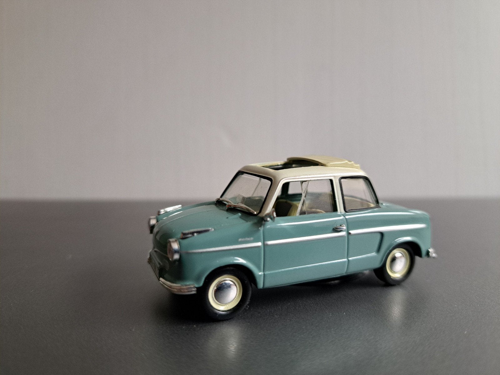 NSU Prinz van Norev in 1:43, met open dakje, nieuw, Ophalen of Verzenden, Nieuw, Auto, Norev