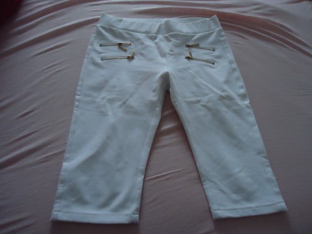 nieuwe witte comfortabele capri broek - model trekking, Maat 38/40 (M), Wit, Nieuw, Ophalen of Verzenden