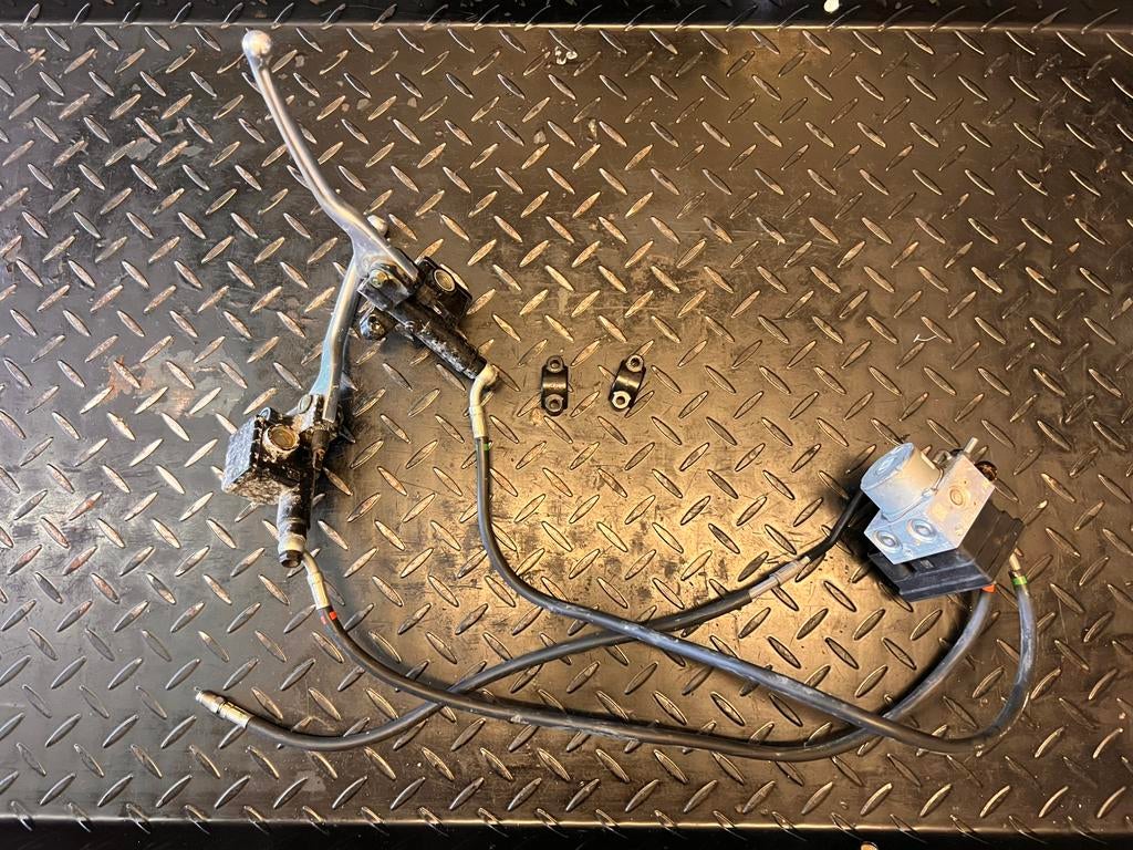 Remsysteem met ABS pomp Vespa GTS 300 onderdelen, Motoren, Ophalen of Verzenden, Vespa, Remsysteem, GTS