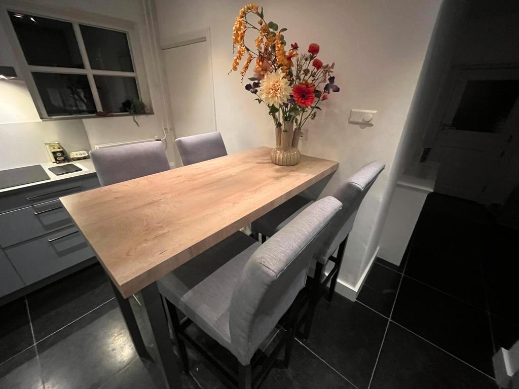 Te koop 2 poten in zeer goede staat !!!!!!!!!, Huis en Inrichting, Barkrukken, 2 krukken, Ophalen, Zo goed als nieuw, 60 tot 90 cm