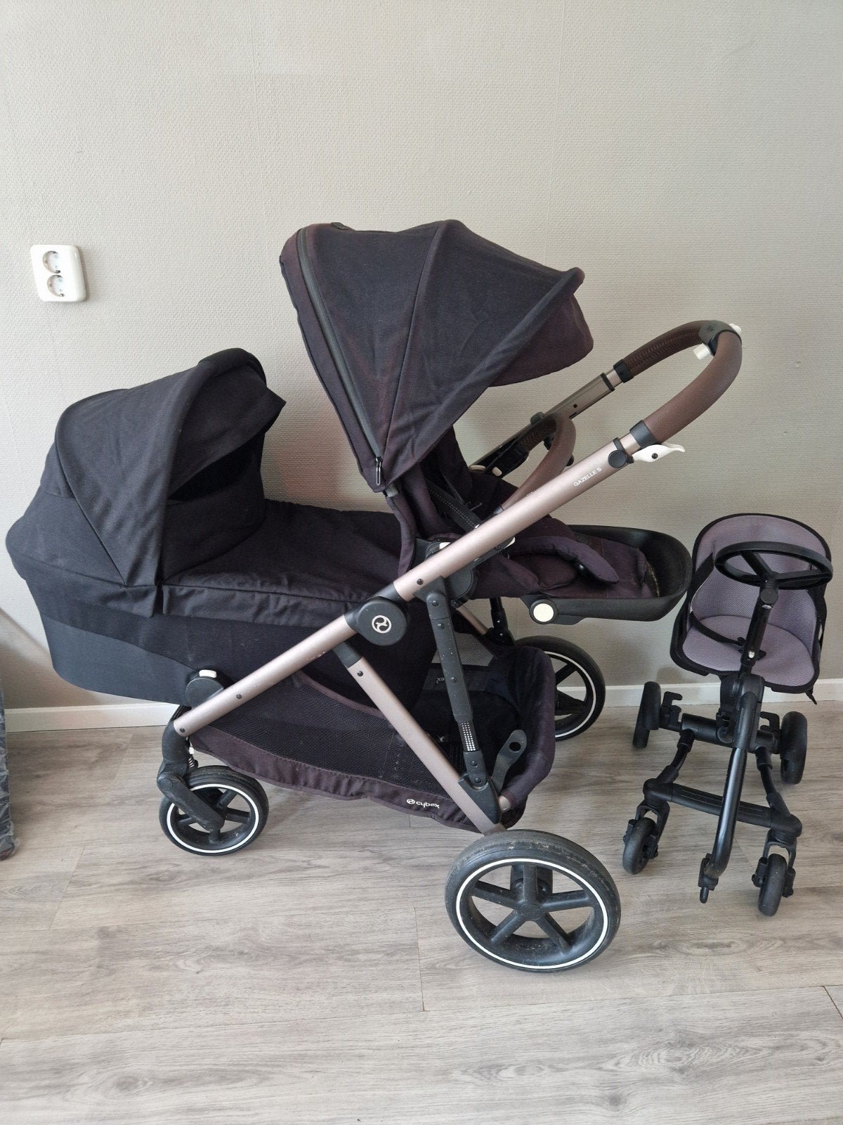Cybex Gazelle S Combiwagen met reiswieg en zitje, Kinderen en Baby's, Kinderwagens en Combinaties, Gebruikt, Combiwagen, Verstelbare duwstang