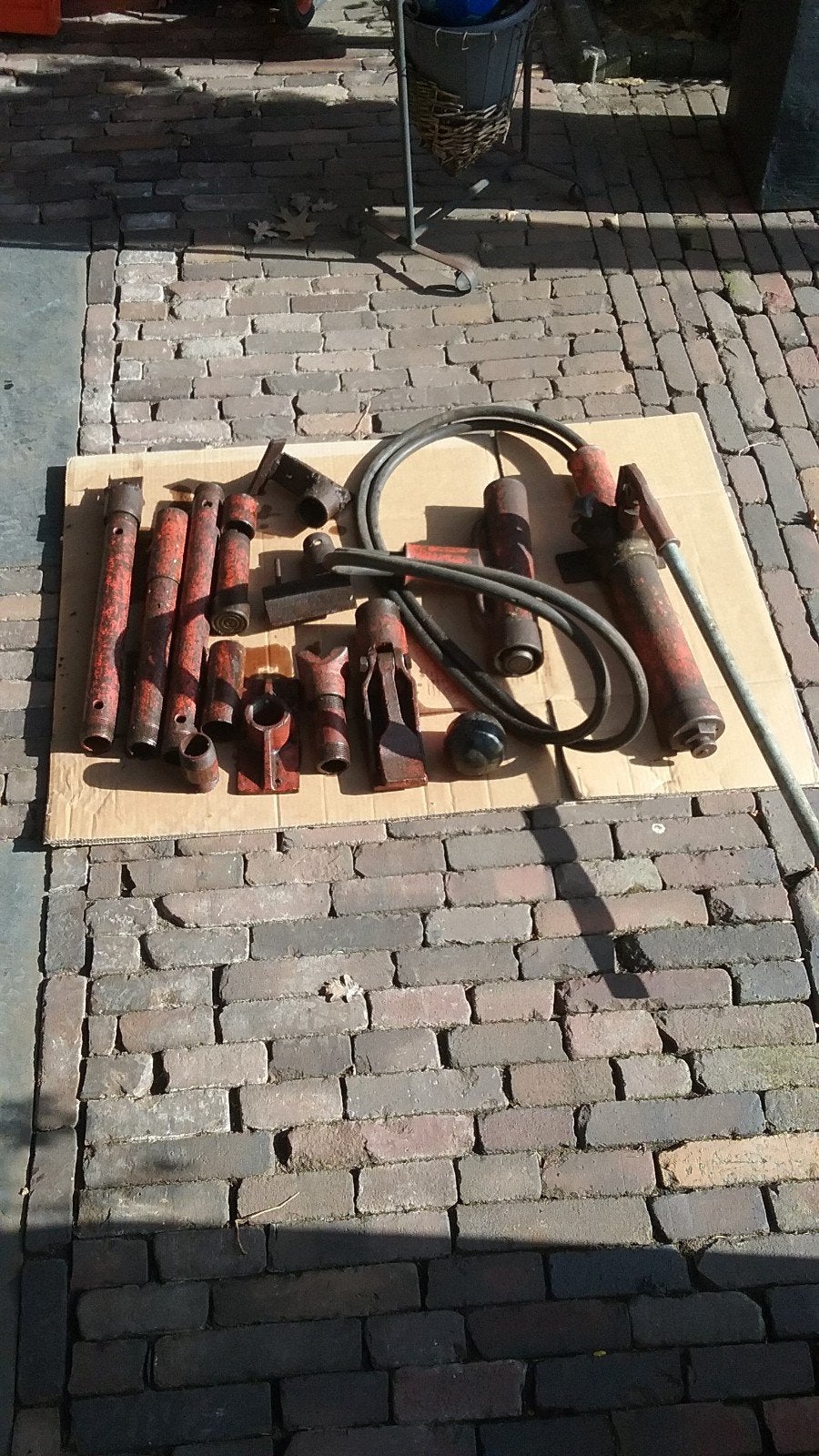uitdeuk gereedschap compleet set op oliedruk., Ophalen, Gebruikt
