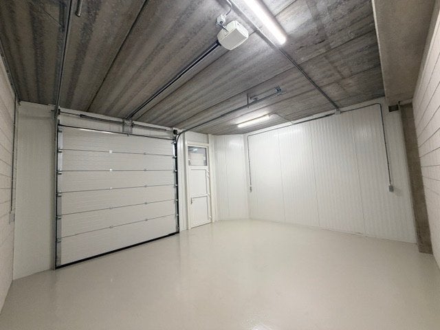 Foto 4 van Moderne bedrijfsunit te huur