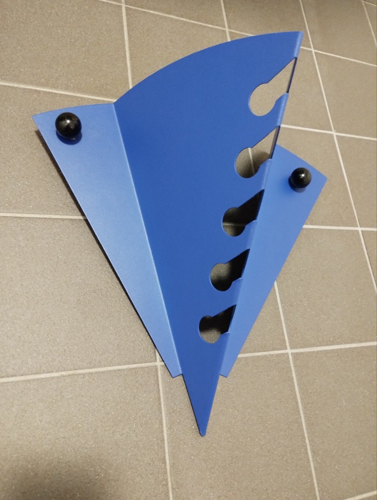 Postmoderne wandkapstok folded metal 70's Pilastro Demeyere, Ophalen of Verzenden, Metaal, Wandkapstok, Minder dan 100 cm