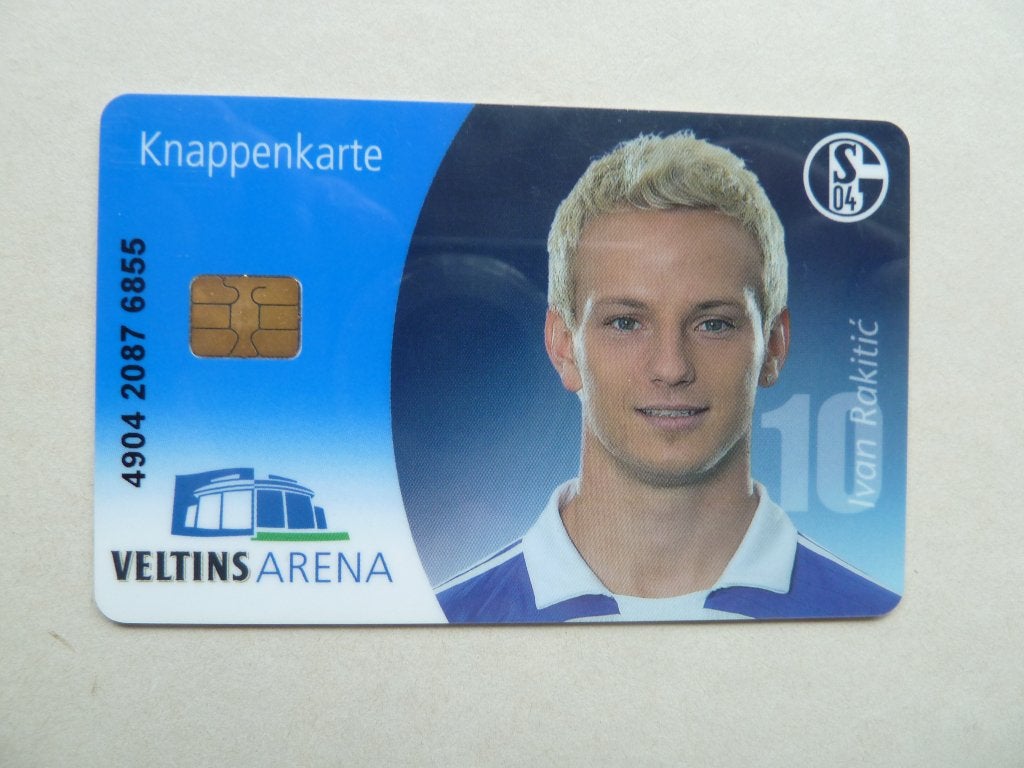 appenkarte   Ivan.Rakitic   Schalke 04, Verzamelen, Sportartikelen en Voetbal, Ophalen of Verzenden, Zo goed als nieuw, Buitenlandse clubs