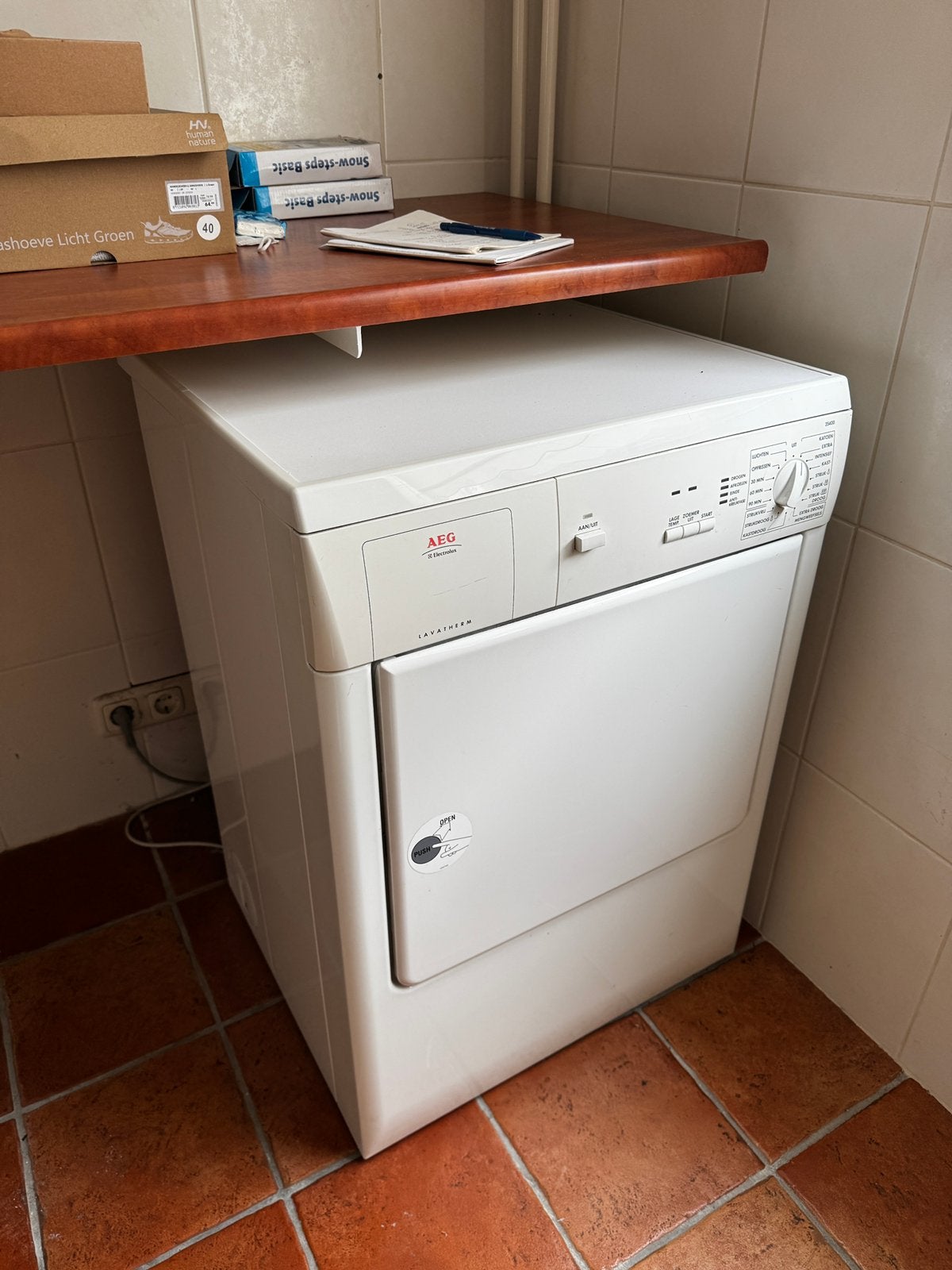 luchtafvoerdroger AEG Lavatherm, Witgoed en Apparatuur, Wasdrogers, Ophalen, Gebruikt, Luchtafvoer, 4 tot 6 kg