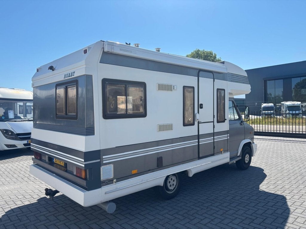 Peugeot Hobby AK 550 Alkoof/1989/5.60M/74PK/INRUILKOOPJE!, Alkoof, Hobby, Bedrijf, 5 tot 6 meter