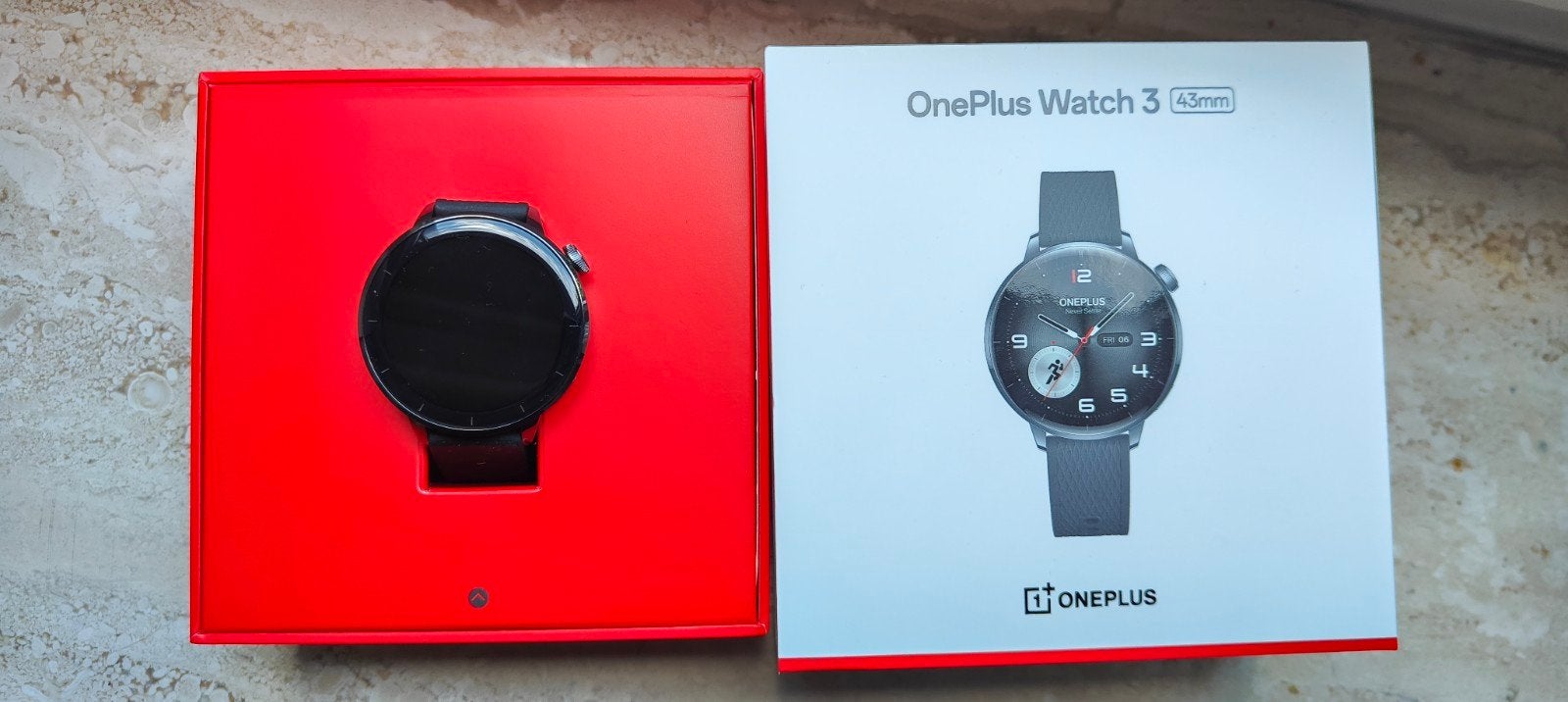 Foto 2 van OnePlus Watch 3 43mm - Zwart (Nieuw in doos)
