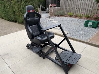 Next Level Racing GTtrack Simulator Cockpit racing simulator, Ophalen, 1 speler, Racen en Vliegen, Zo goed als nieuw