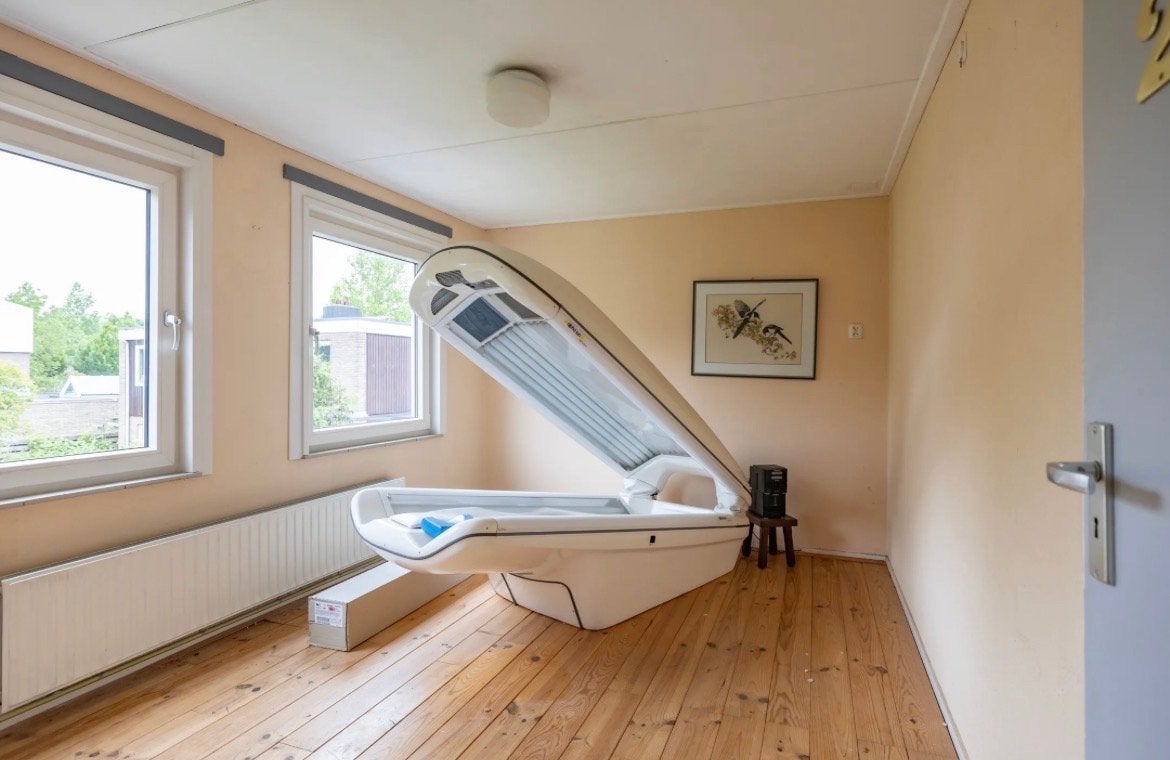 Zonnebank Alpha Sun met Philips reservelampen