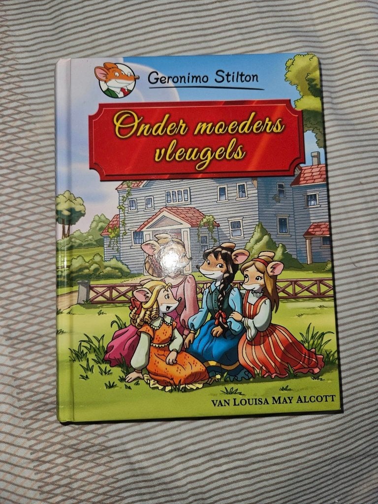 Geronimo Stilton - Onder moeders vleugels, Ophalen of Verzenden, Zo goed als nieuw, Fictie, Louisa May Alcott