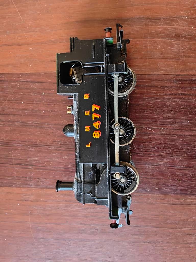 Triang Hornby LNER Locomotief 8477 - Gebruikt, Hobby en Vrije tijd, Modeltreinen | H0, Overige merken, Gebruikt, Ophalen of Verzenden