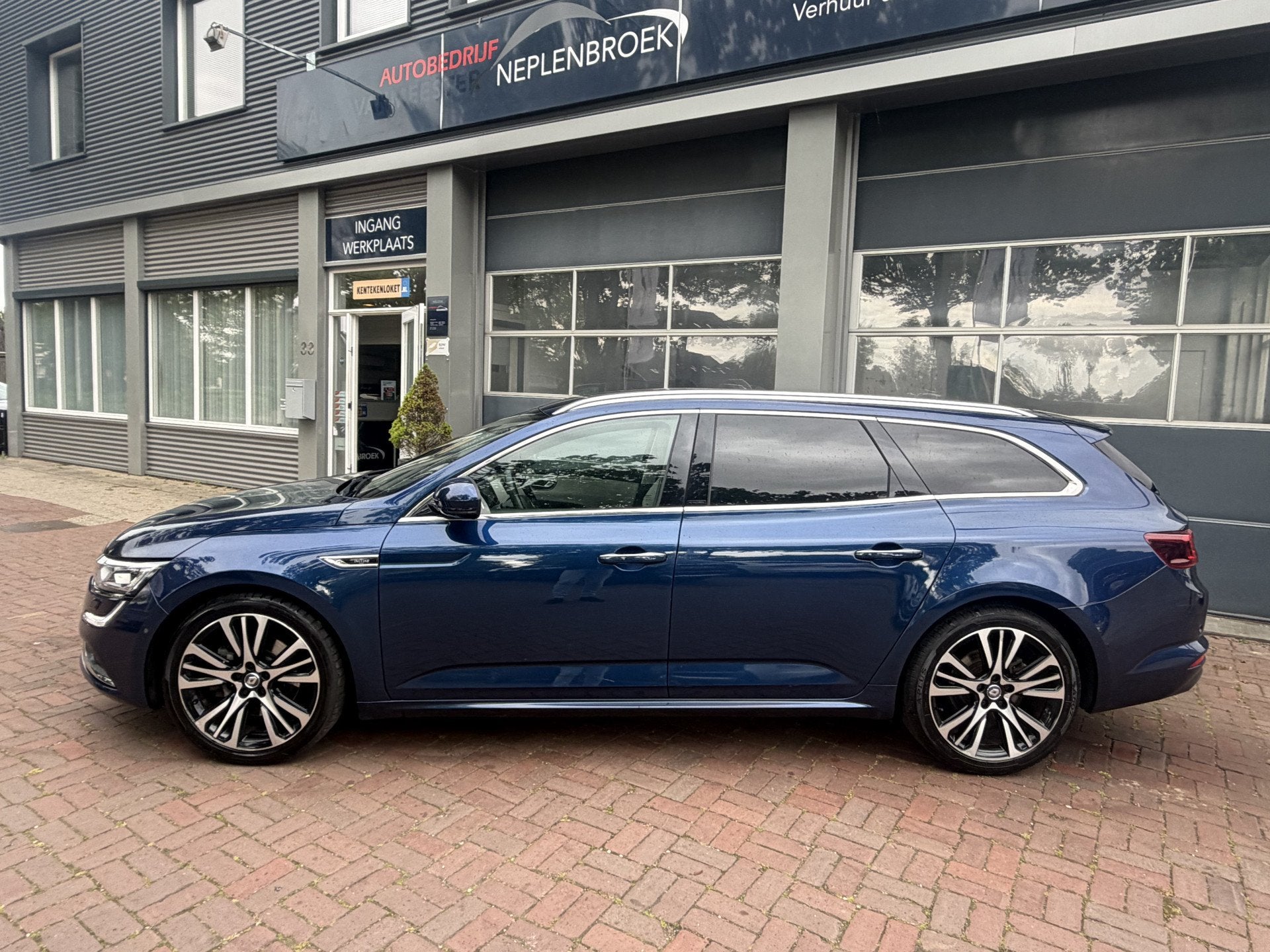 Renault Talisman Estate 1.6 TCe Initiale Paris Bj 2016 Km 10, 1618 cc, Gebruikt, 4 cilinders, 1850 kg