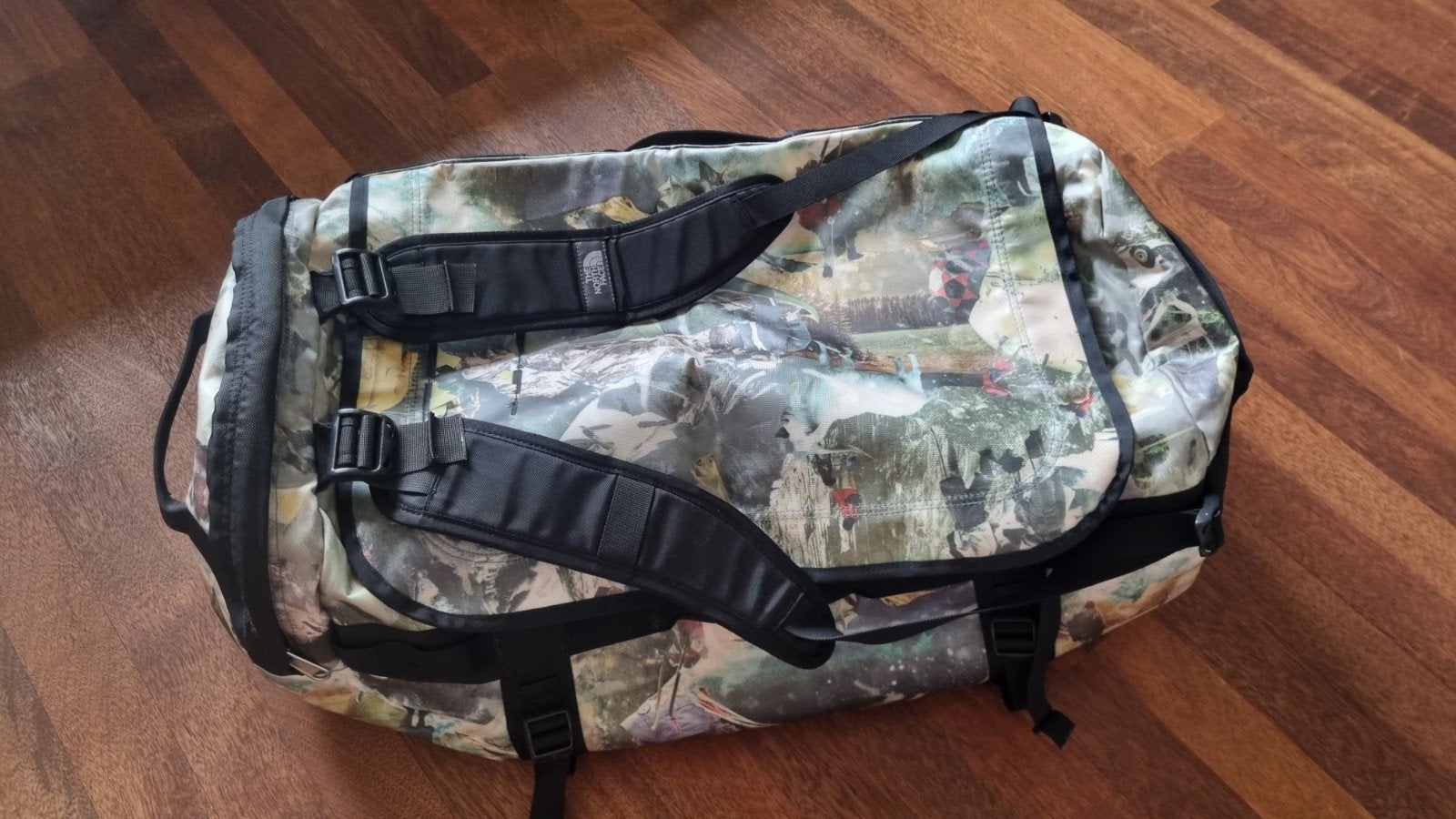 The North Face Base Camp Duffel - Camouflage, Ophalen, 30 cm of meer