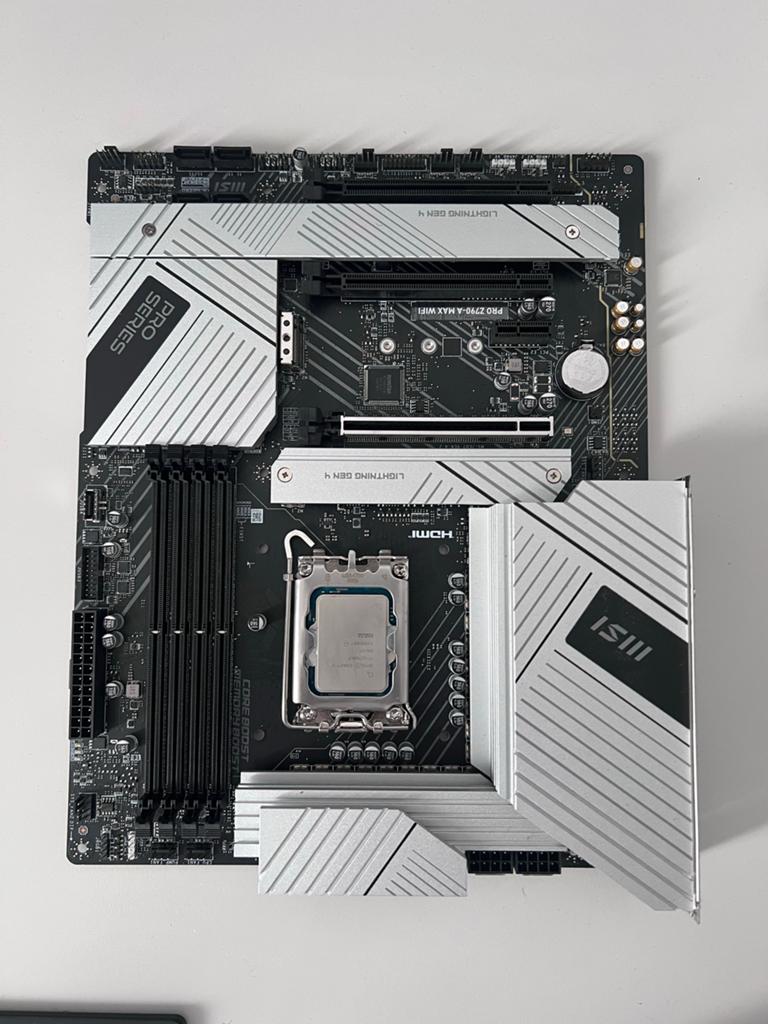 MSI PRO Z790-A MAX WIFI Moederbord met Intel i7-12700KF, Computers en Software, Moederborden, Ophalen, Zo goed als nieuw