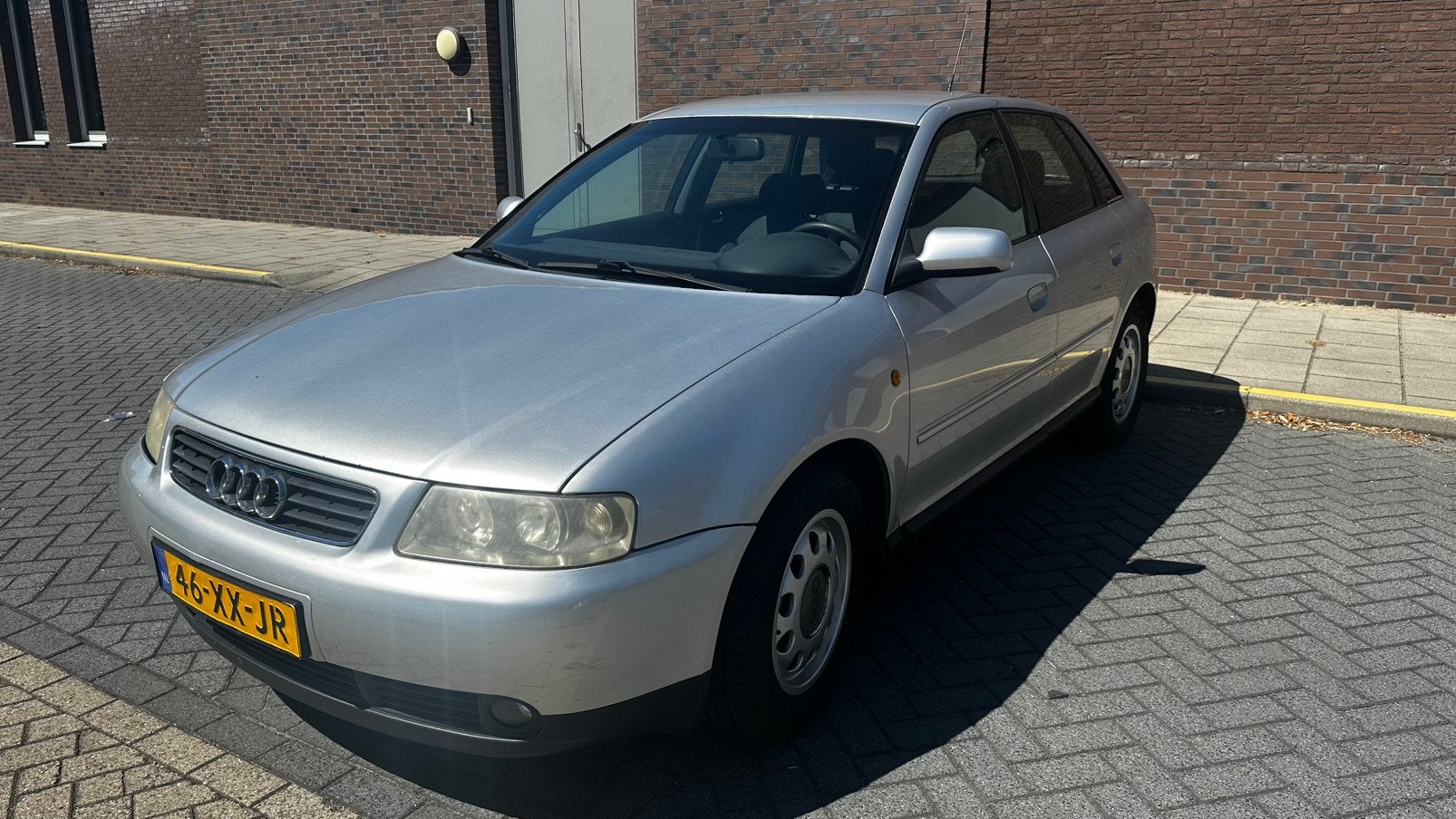 VASTE MEENEEMPRIJS Audi A3 2000 Grijs, 580 kg, 49 €/maand, 1200 kg, Particulier