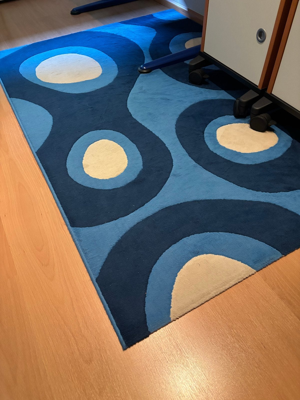 IKEA Tapijt voor Kinderkamer - Zo goed als nieuw, Ophalen, 100 tot 150 cm, Blauw, Zo goed als nieuw