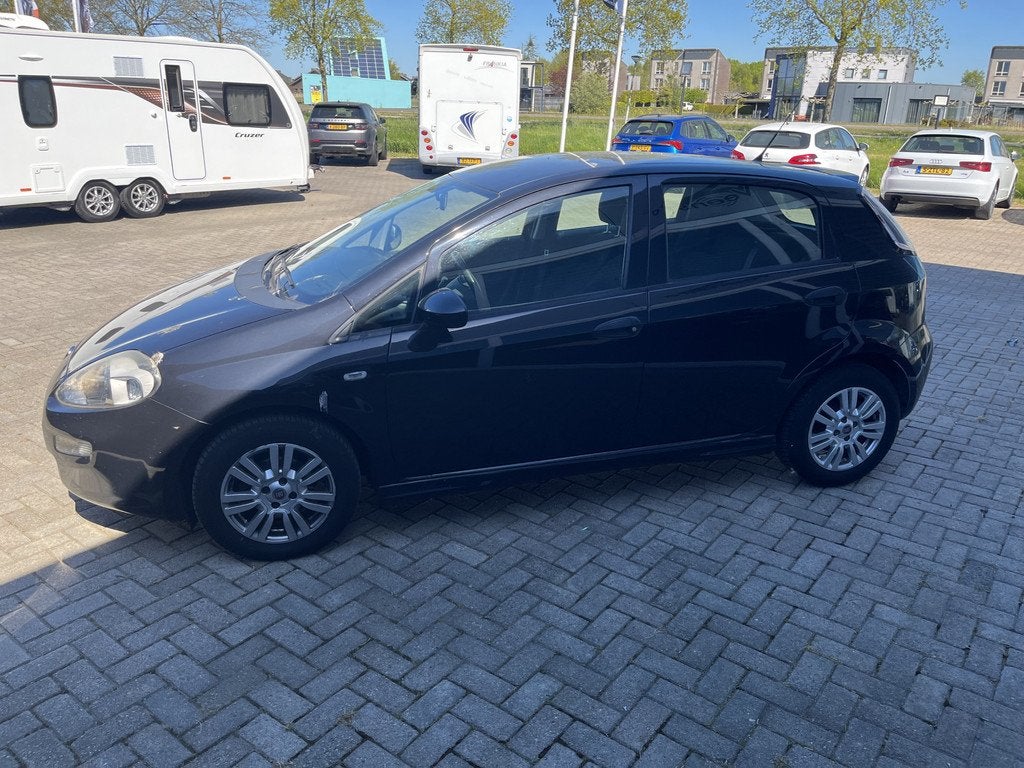 Fiat Punto Evo 0.9 TwinAir Street Airco / Cruise / Lmv, Auto's, Voorwielaandrijving, 101 pk, Gebruikt, Euro 6