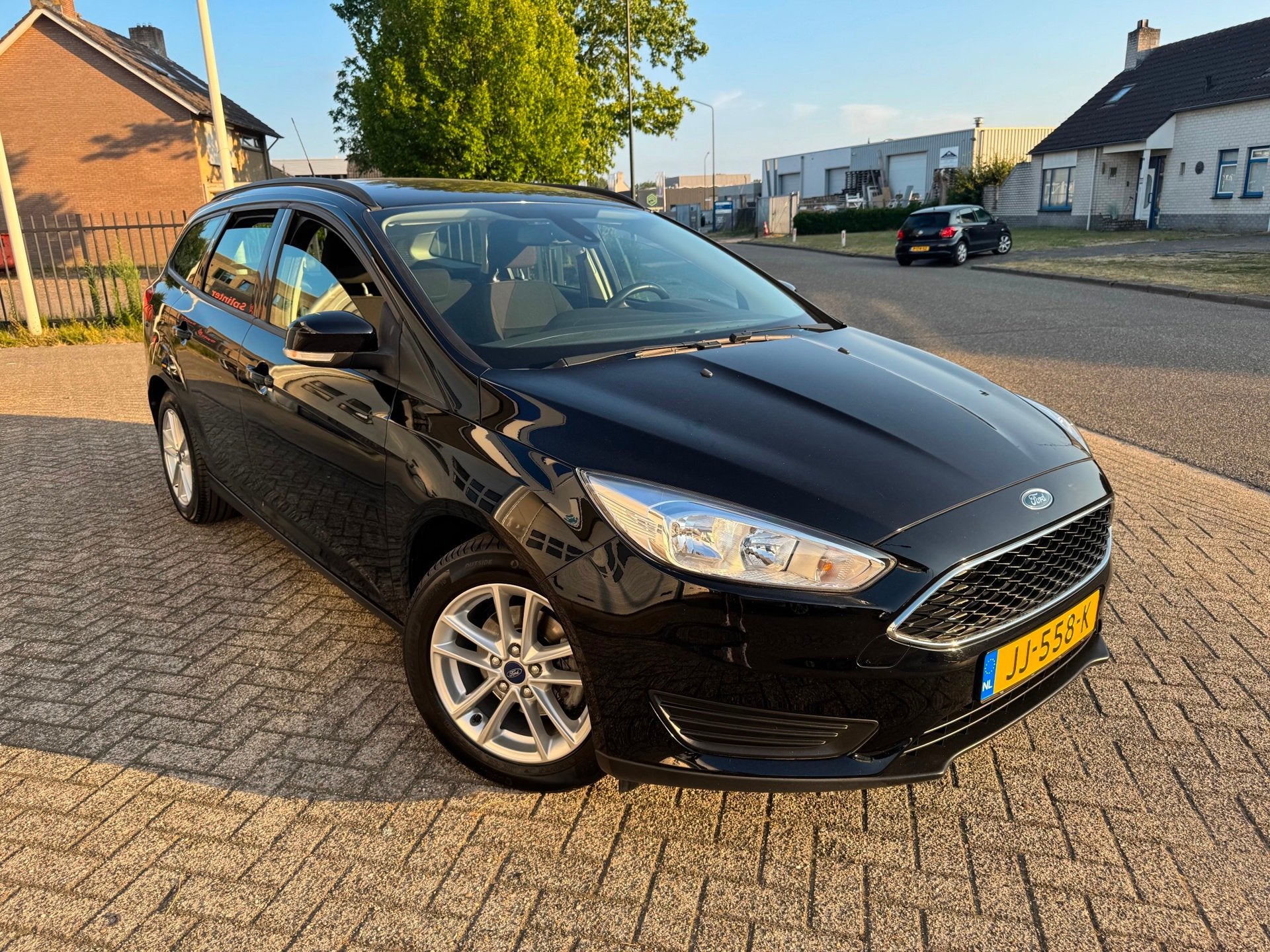 Ford Focus Wagon 1.0 Airco,1e eigenaar, Cruise, 101 pk, Gebruikt, Euro 6, Zwart