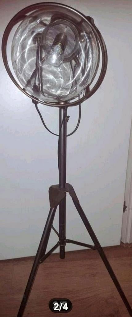 Industriële lamp

Met licht bron

130 hoog, Ophalen, Zo goed als nieuw