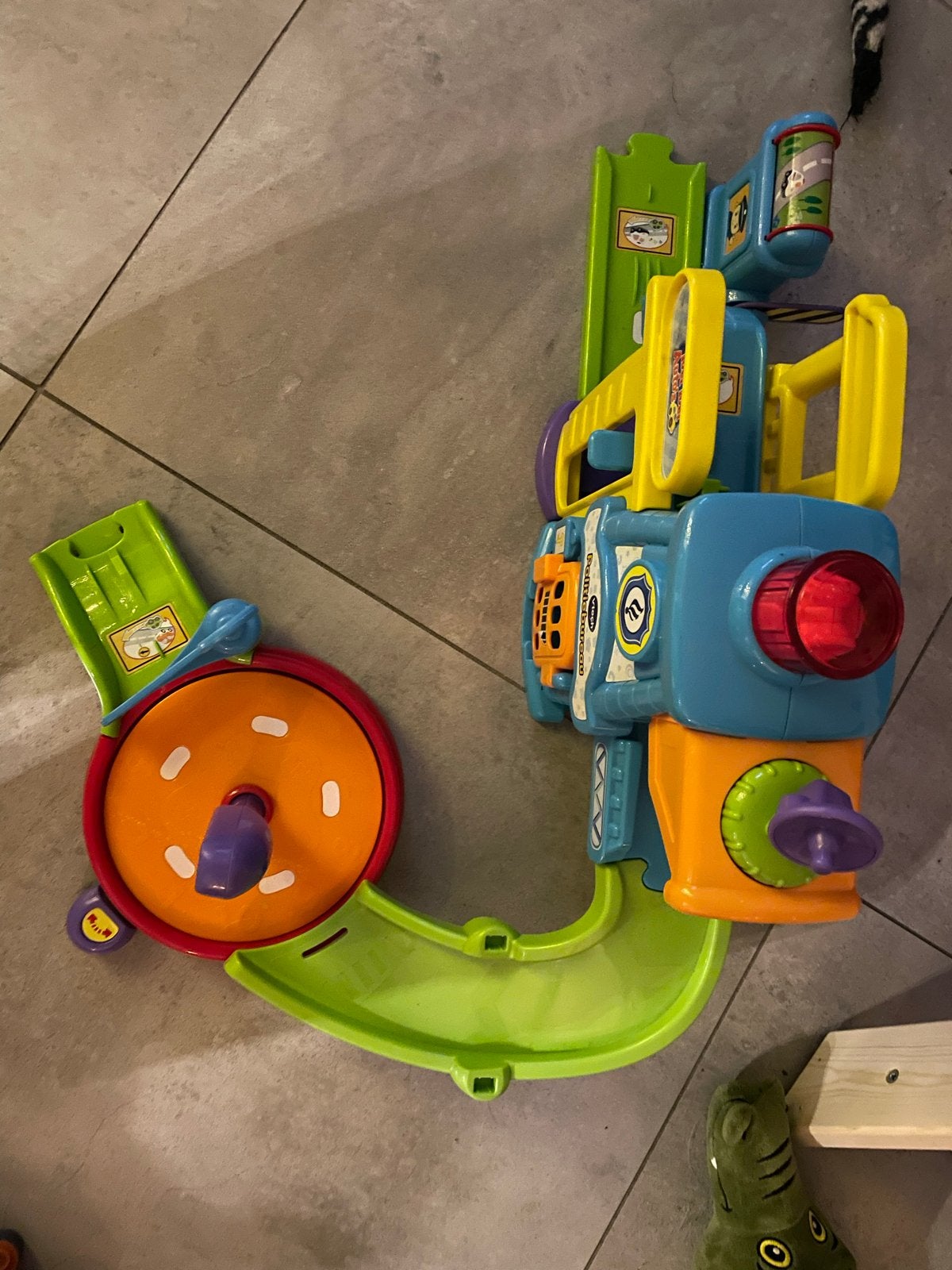 VTech Toet Toet Auto's Politiebureau, Ophalen, Gebruikt