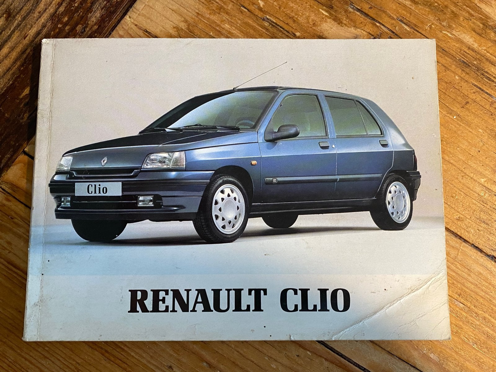 Instructieboekje Renault Clio uit de jaren '90, Ophalen of Verzenden