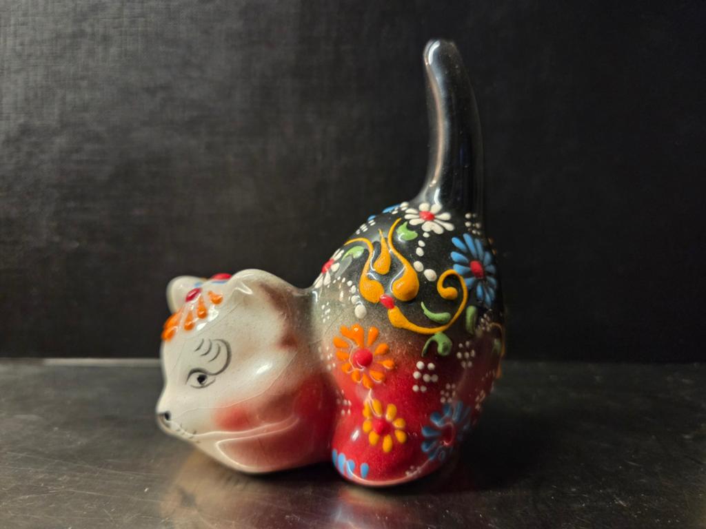 Turkse Kat Decoratie - Handgeschilderd Keramiek, Huis en Inrichting, Meerkleurig, Nieuw, Ophalen of Verzenden, Oosters