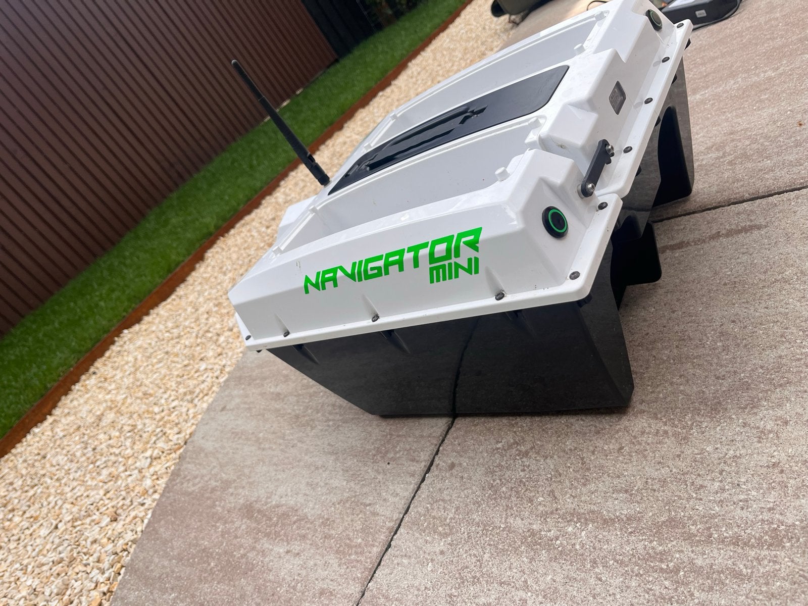 Navigator mini voerboot. met dieptemeter  & GPS Systeem, Ophalen, Gebruikt, Overige typen