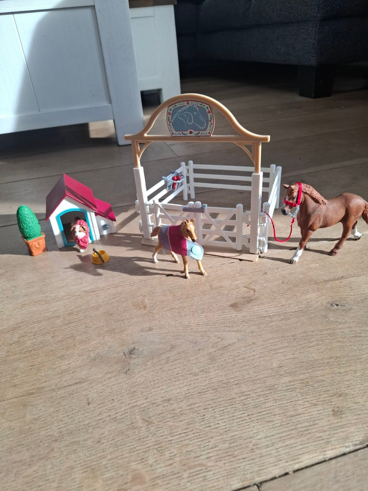 Schleich paarden set met stal en accessoires, Ophalen, Gebruikt, Jongen of Meisje