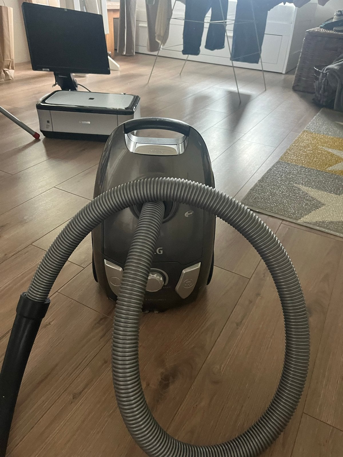 AEG Sledestofzuiger - Krachtig en Betrouwbaar, Witgoed en Apparatuur, Stofzuigers, Gebruikt, 1600 tot 2000 watt, Sledestofzuiger