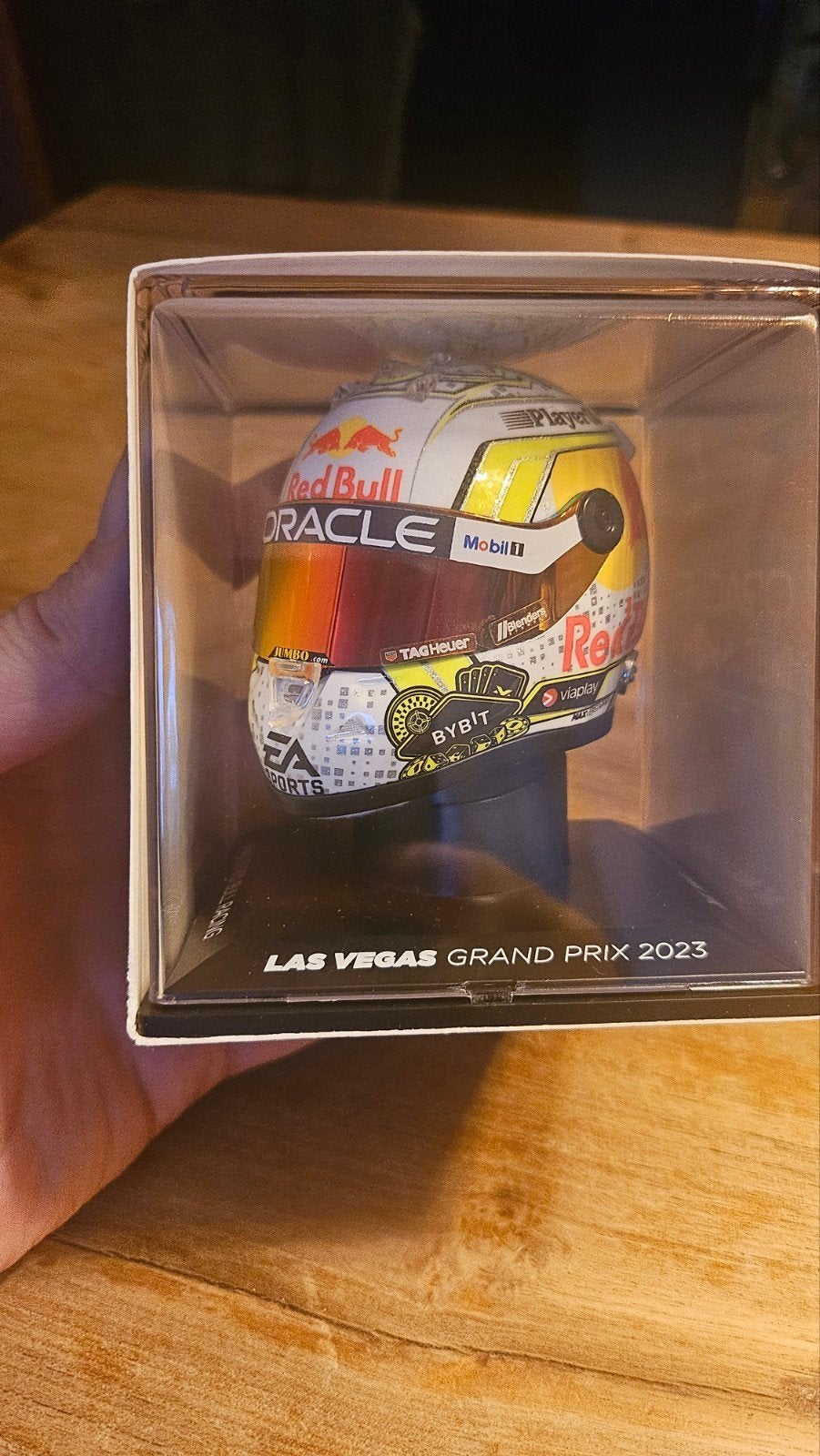 Max verstappen 1:4 helmen, Verzamelen, Ophalen of Verzenden, Zo goed als nieuw, Formule 1