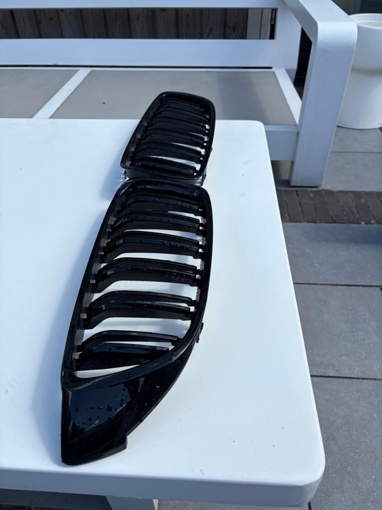 BMW M4/4 Serie Nieren/Grille Glanzend Zwart, Auto-onderdelen, Spiegels, Ophalen of Verzenden, Gebruikt, BMW
